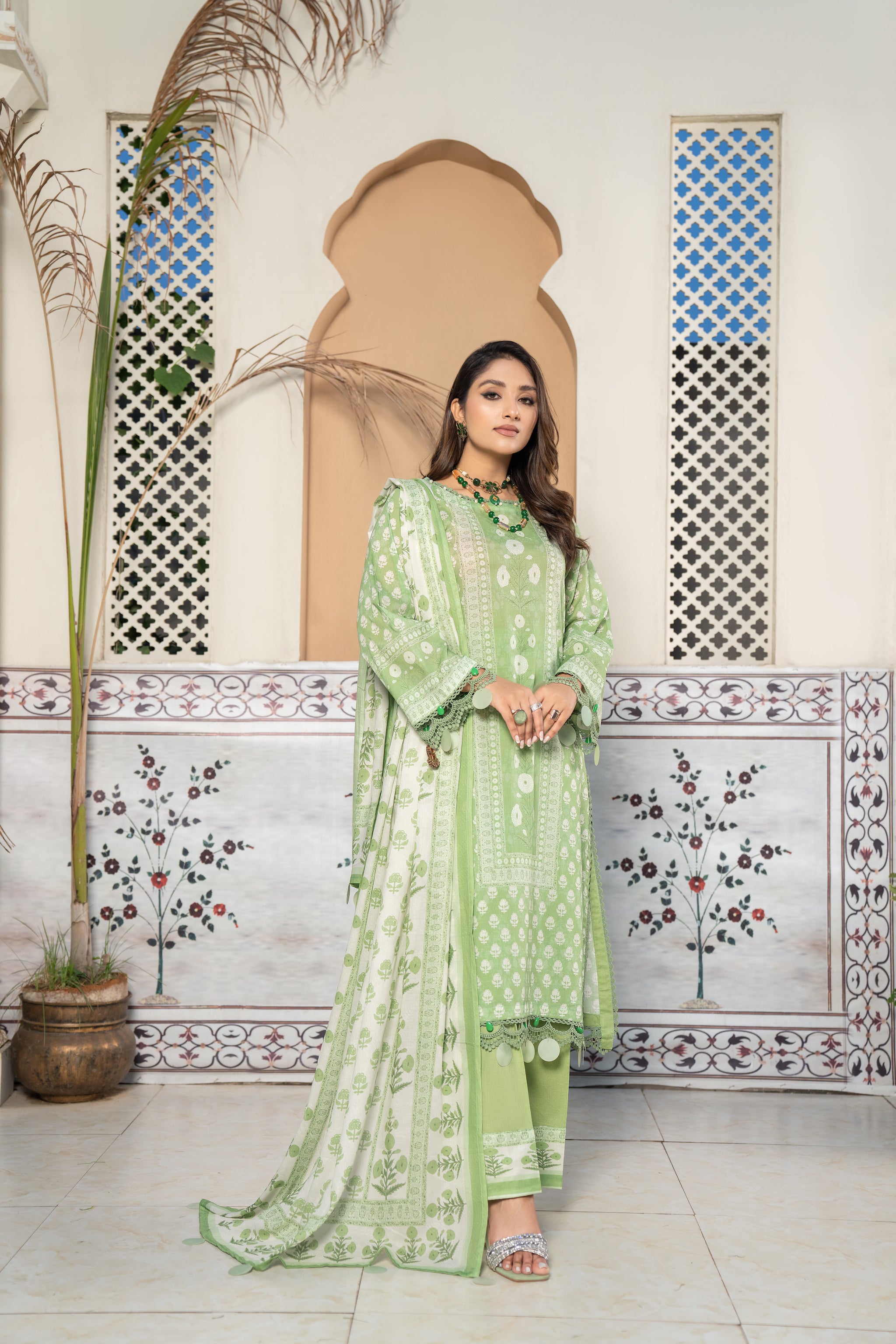 New lawn clearance suits 2019